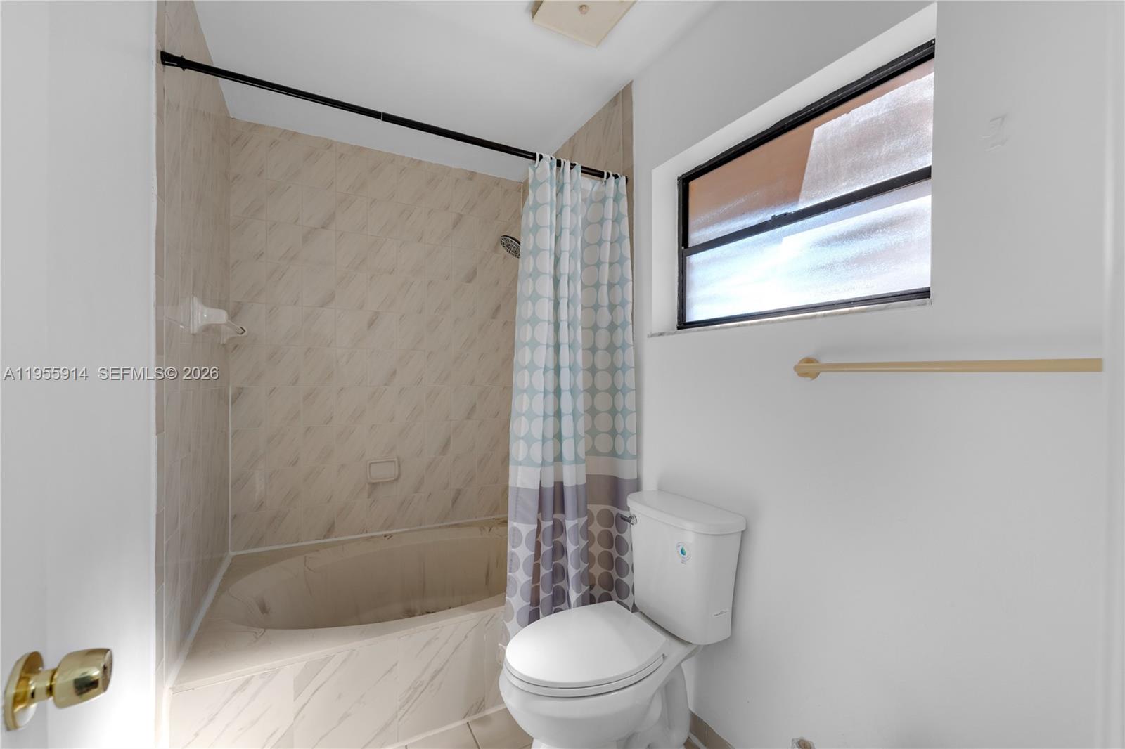 6114 Southwest 127th Place Miami, FL 33183 - Photo 27 of 42