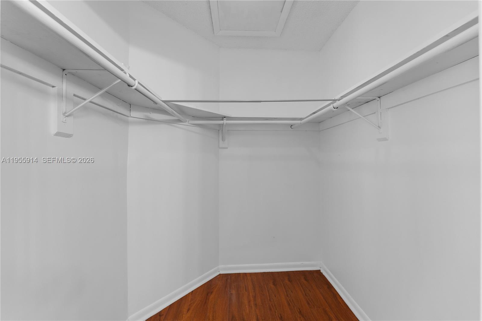 6114 Southwest 127th Place Miami, FL 33183 - Photo 29 of 42