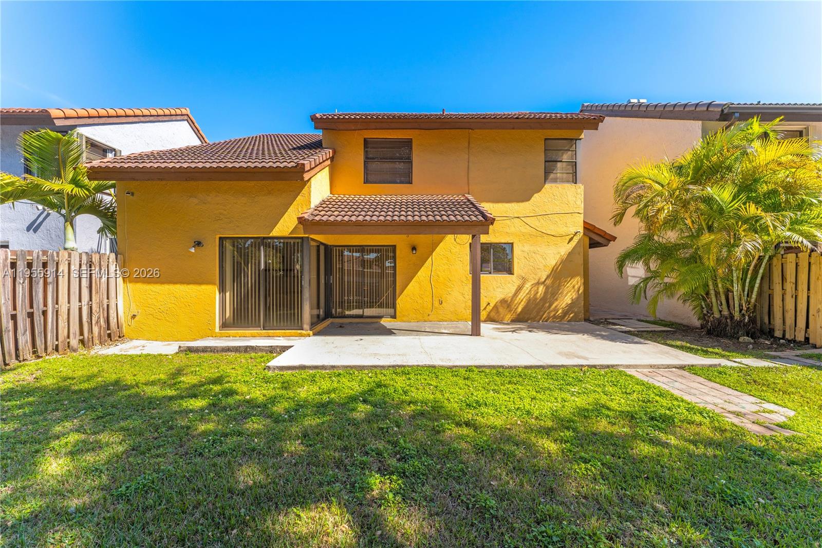 6114 Southwest 127th Place Miami, FL 33183 - Photo 36 of 42