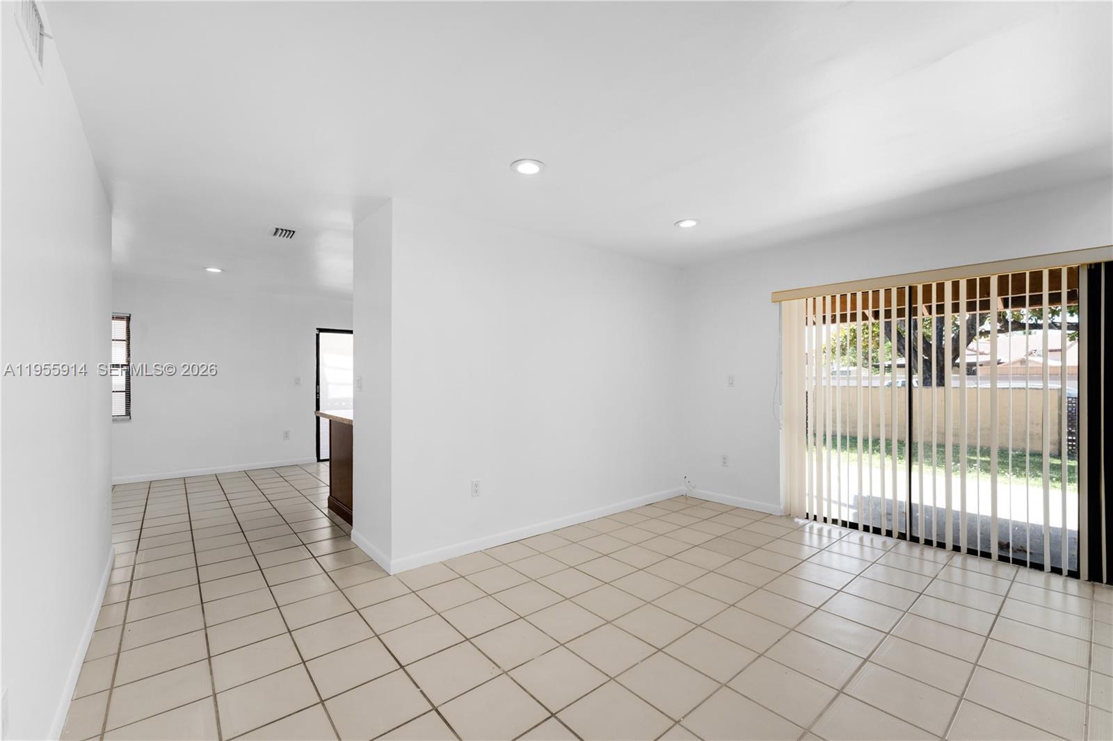 6114 Southwest 127th Place Miami, FL 33183 - Photo 10 of 42