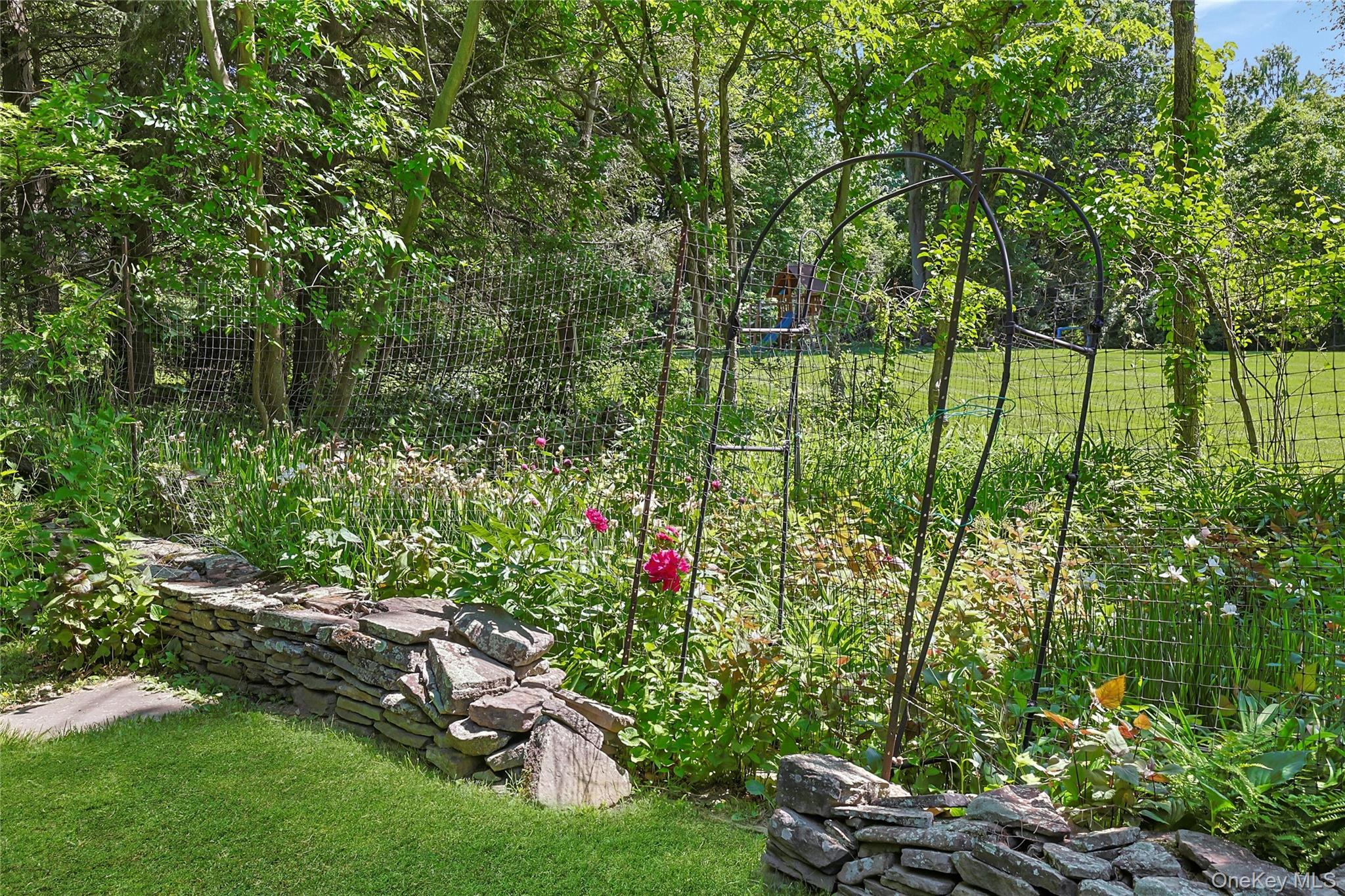 100 Devoe Road Chappaqua, NY 10514 - Photo 43 of 49