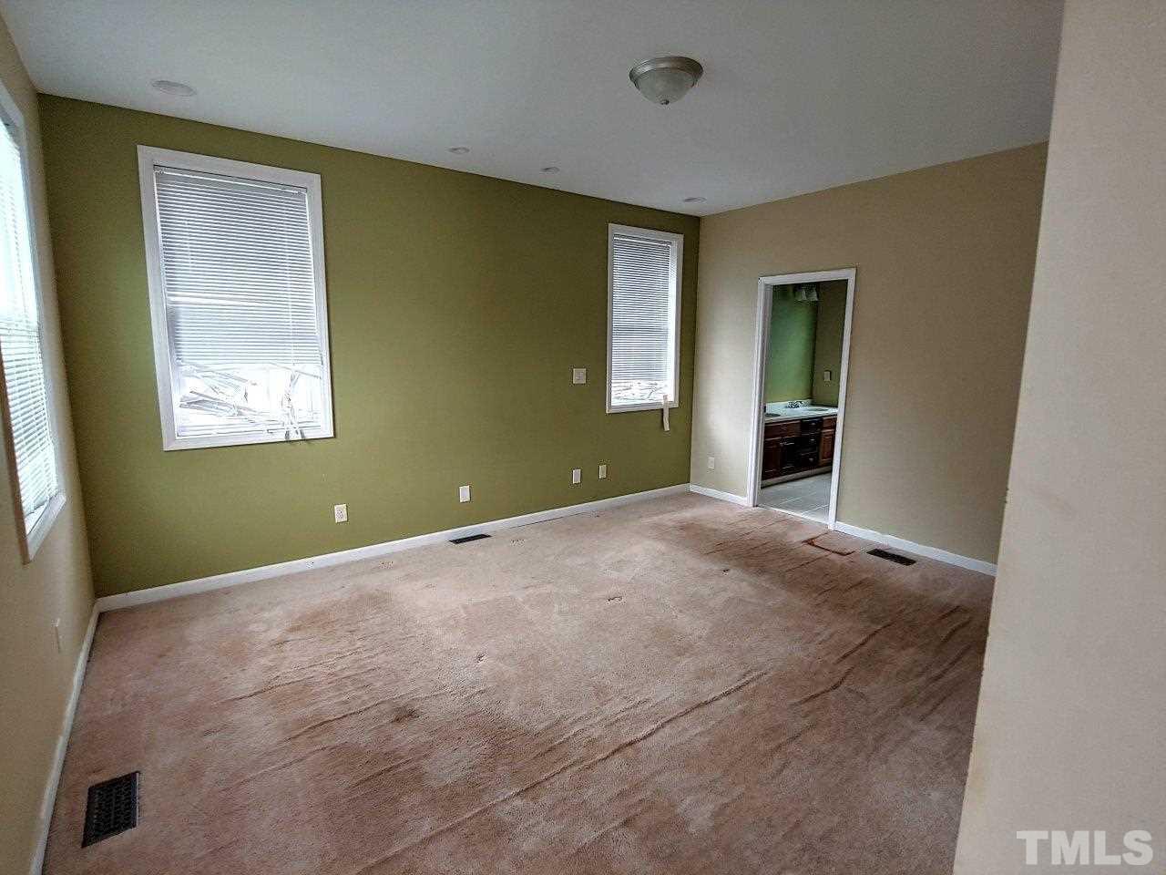 1208 Cross Link Road Raleigh, NC 27610 - Photo 13 of 20