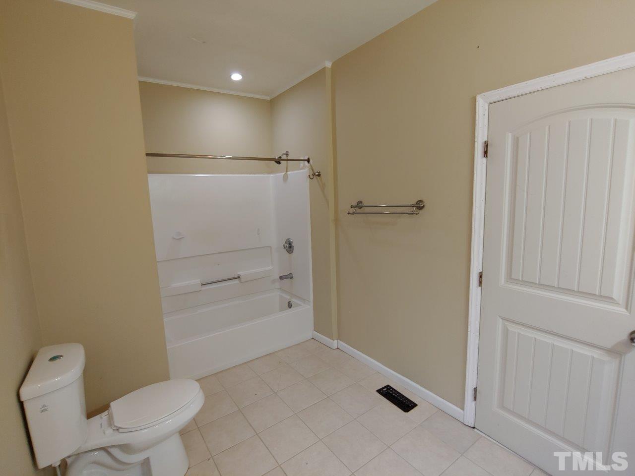 1208 Cross Link Road Raleigh, NC 27610 - Photo 15 of 20