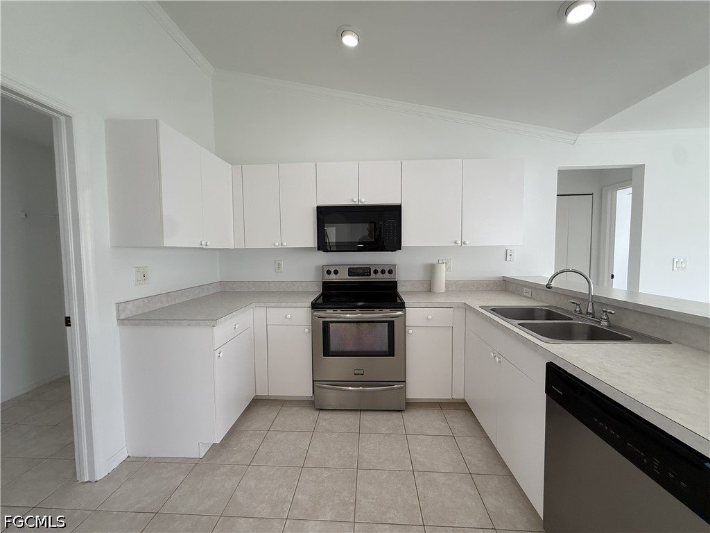 15603 Spring Line Lane Fort Myers, FL 33905 - Photo 12 of 19