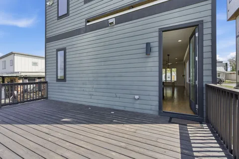 a house view with a outdoor space