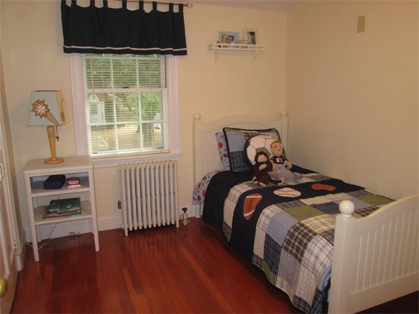 71 Mayflower Road Needham, MA 02492 - Photo 9 of 14