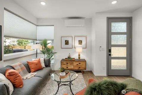 $535,000 | 541 South Cloverdale Street, Unit B, Seattle, WA 98108