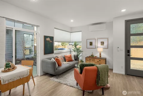 $535,000 | 541 South Cloverdale Street, Unit B, Seattle, WA 98108