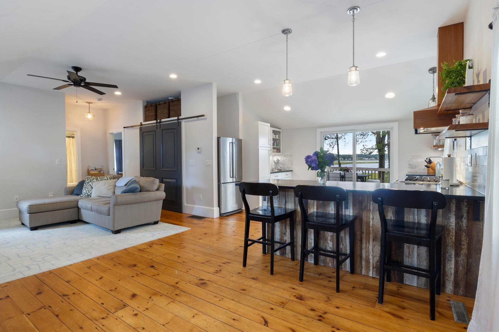 24 Walnut Avenue Hampton, NH 03842 - Photo 7 of 49 Gallery Image 7