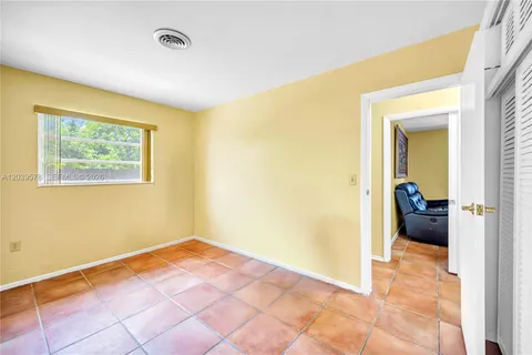 $1,150,000 | 8701 Southwest 87th Court, Miami, FL 33173