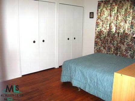 29378 Merrick Warren, MI 48092 - Photo 8 of 11 330202-7.JPG
