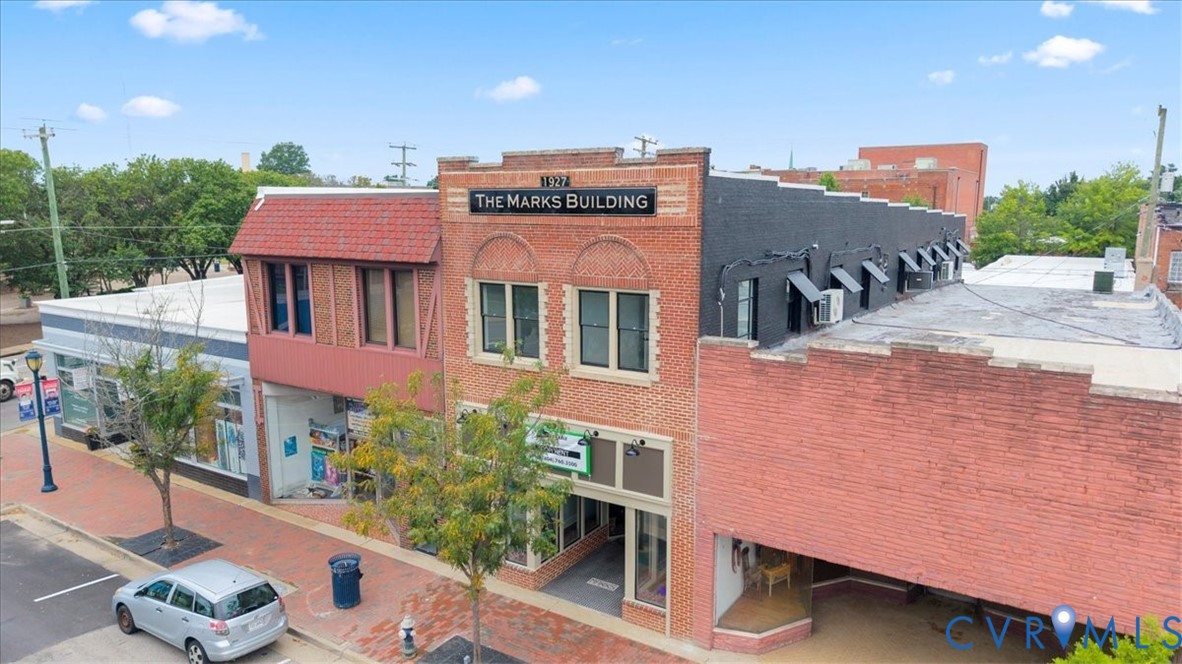 207 East Broadway, Unit B Hopewell, VA 23860 - Photo 23 of 27 a front view of a building with balcony