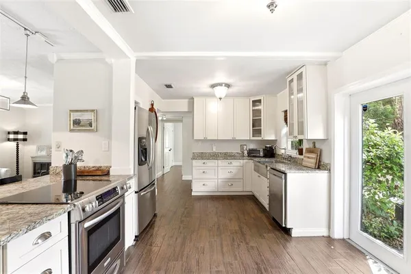 $2,950 | 2518 Weber Street, Orlando, FL 32803