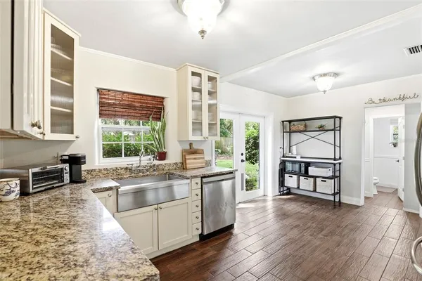 $2,950 | 2518 Weber Street, Orlando, FL 32803