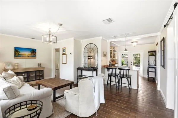 $2,950 | 2518 Weber Street, Orlando, FL 32803