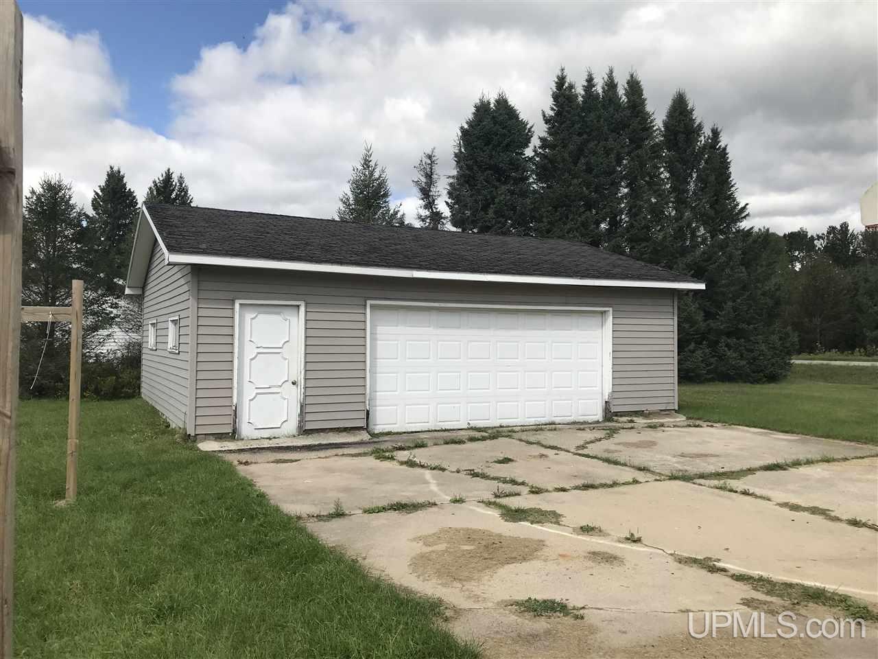 5967 Brampton 27.5 Road Gladstone, MI 49837 - Photo 13 of 25 Gallery Image 13
