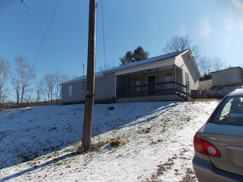 18 Mountain Valley Road Buchanan, VA 24066 - Photo 13 of 17 DSCN4556