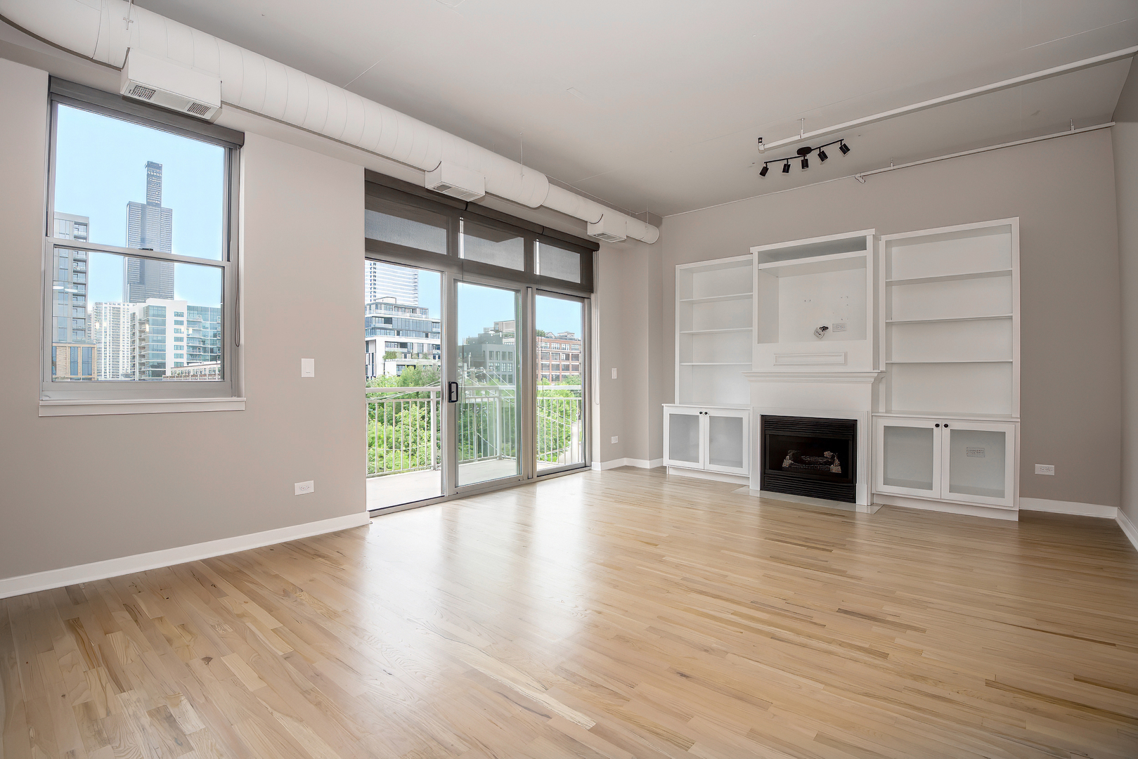 950 West Monroe Street, Unit 402 Chicago, IL 60607 - Photo 16 of 33