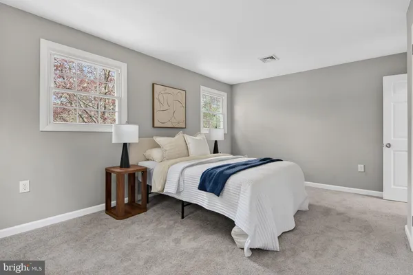 $375,000 | 25 Mulligan Drive, Etters, PA 17319