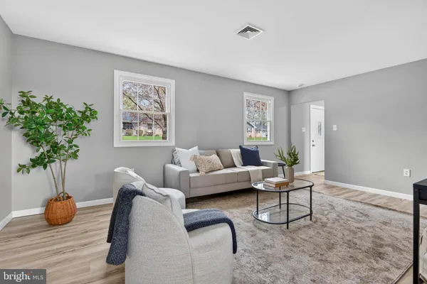 $375,000 | 25 Mulligan Drive, Etters, PA 17319