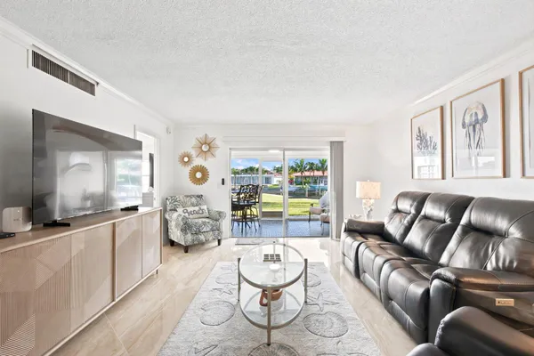 $5,400 | 1050 Sugar Sands Boulevard, Unit 174, Singer Island, FL 33404