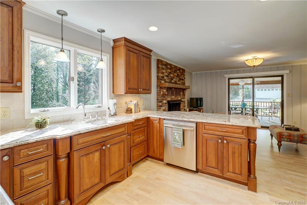 232 Grey Road Davidson, NC 28036 - Photo 8 of 24 Gallery Image 8