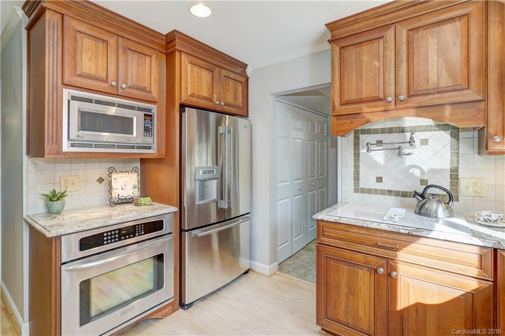 232 Grey Road Davidson, NC 28036 - Photo 10 of 24 Gallery Image 10