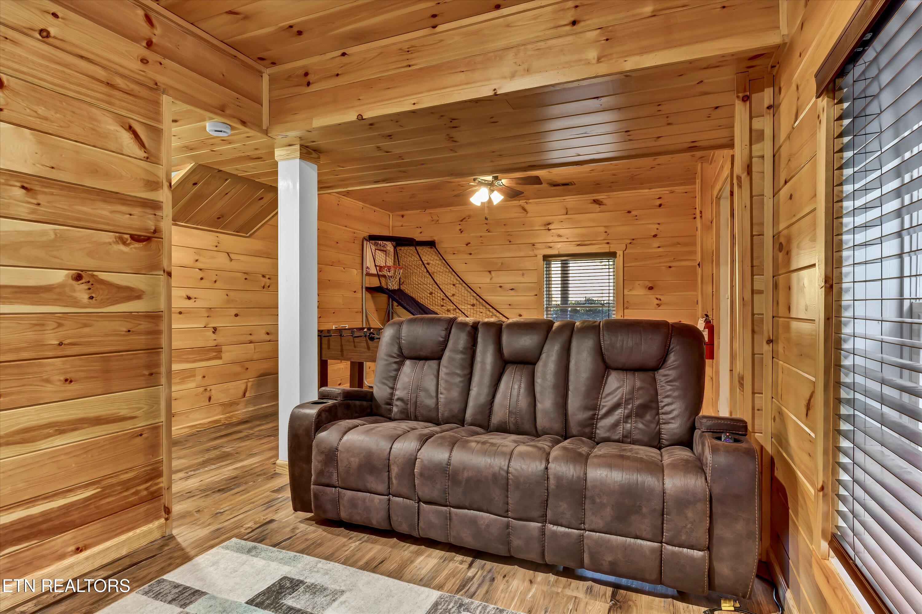 3131 Valley Home Road Sevierville, TN 37862 - Photo 19 of 34 _19