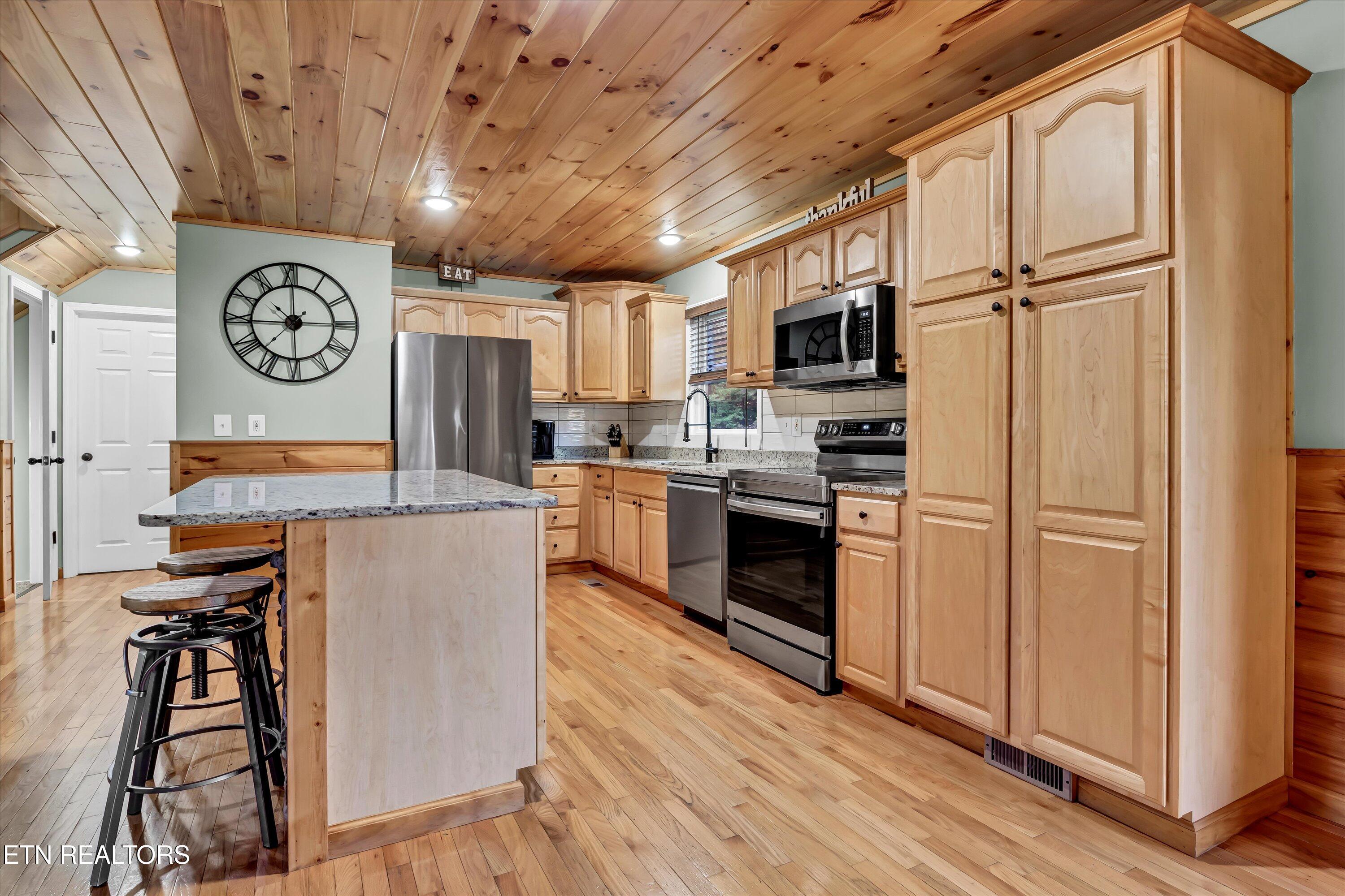 3131 Valley Home Road Sevierville, TN 37862 - Photo 8 of 34 _08