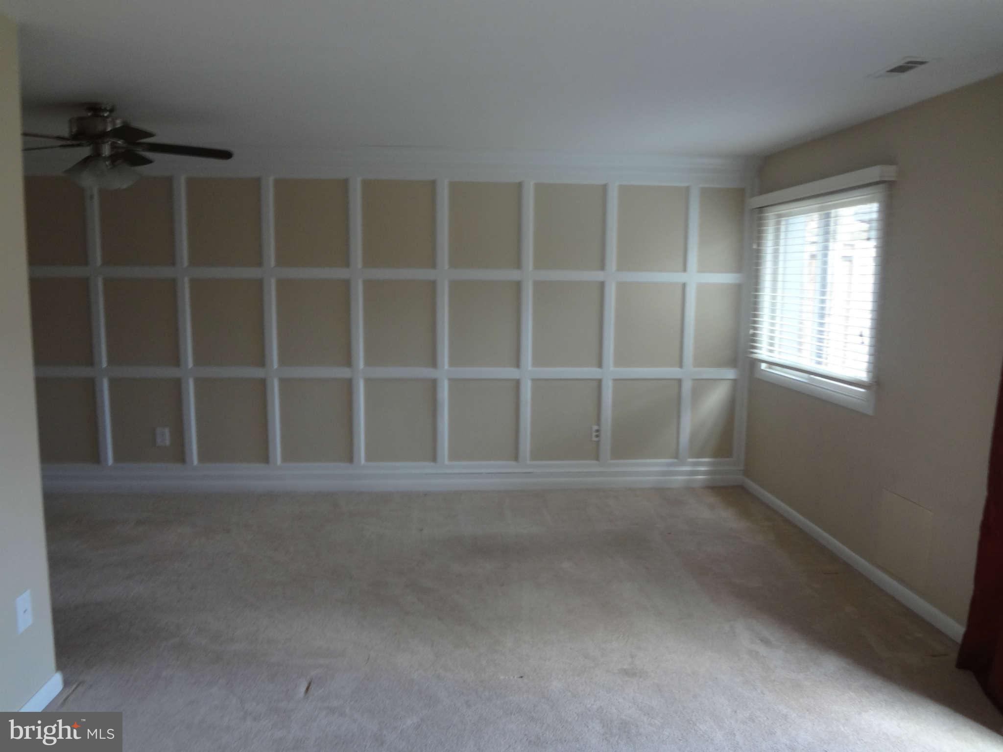 1065 Cedar Ridge Court Annapolis, MD 21403 - Photo 4 of 11 Living Room