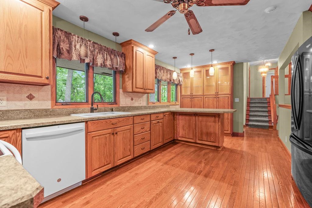 10876 Crockett Road Roscoe, IL 61073 - Photo 14 of 58