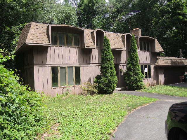 16 Cliffmount Drive Bloomfield, CT 06002 - Photo 1 of 1 Front View