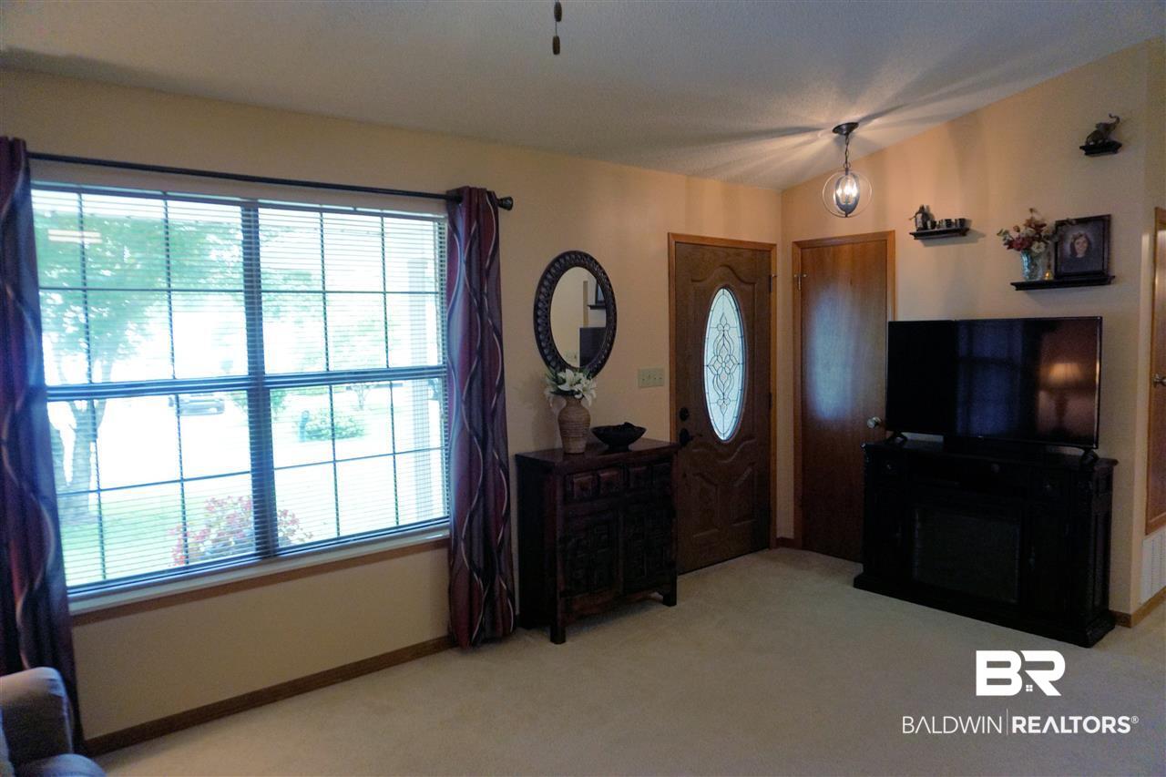 2826 Avenida Alberto Lillian, AL 36549 - Photo 4 of 34