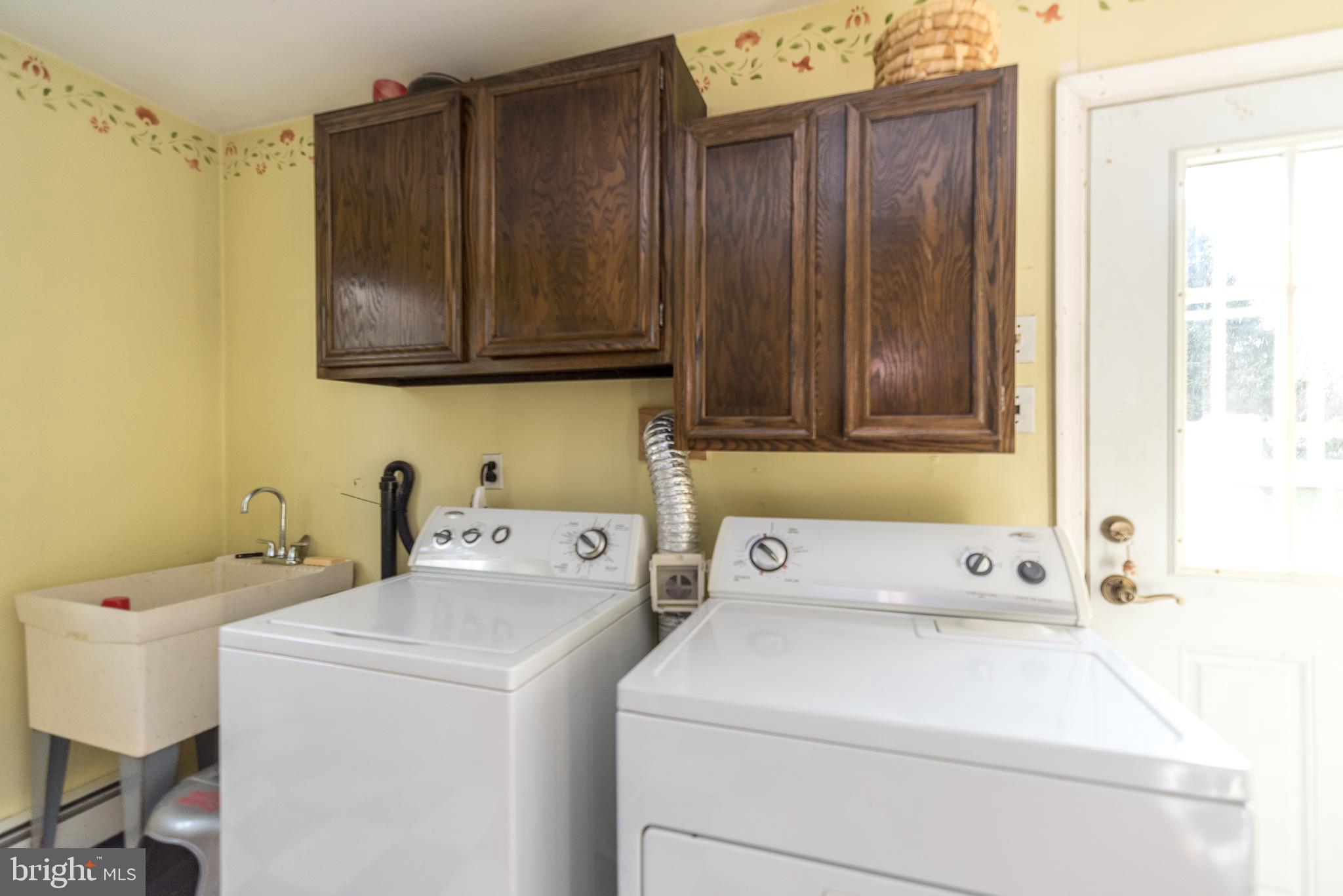 5885 North Deer Run Road Doylestown, PA 18902 - Photo 15 of 27 1st Floor Laundry Room