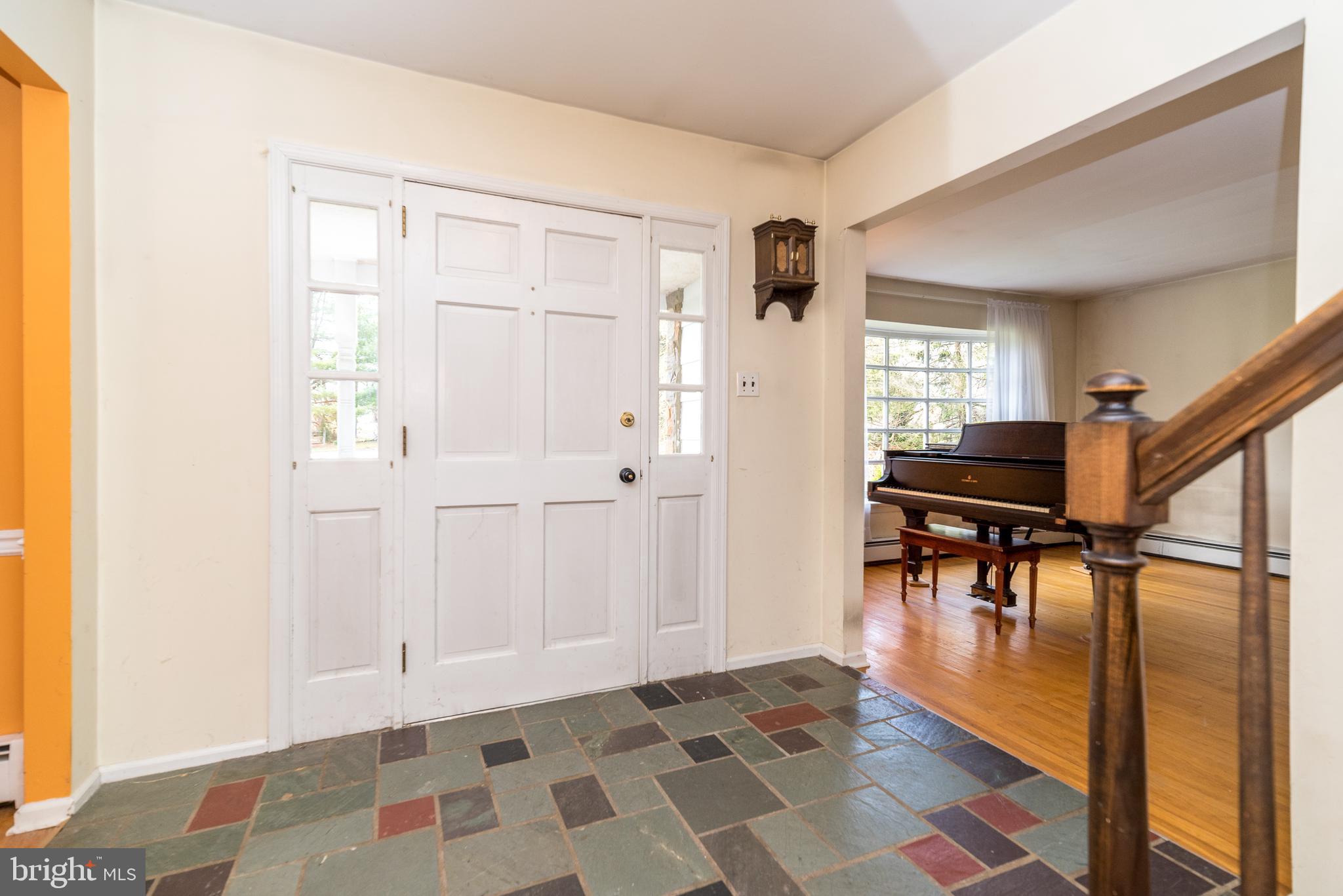 5885 North Deer Run Road Doylestown, PA 18902 - Photo 3 of 27 Foyer