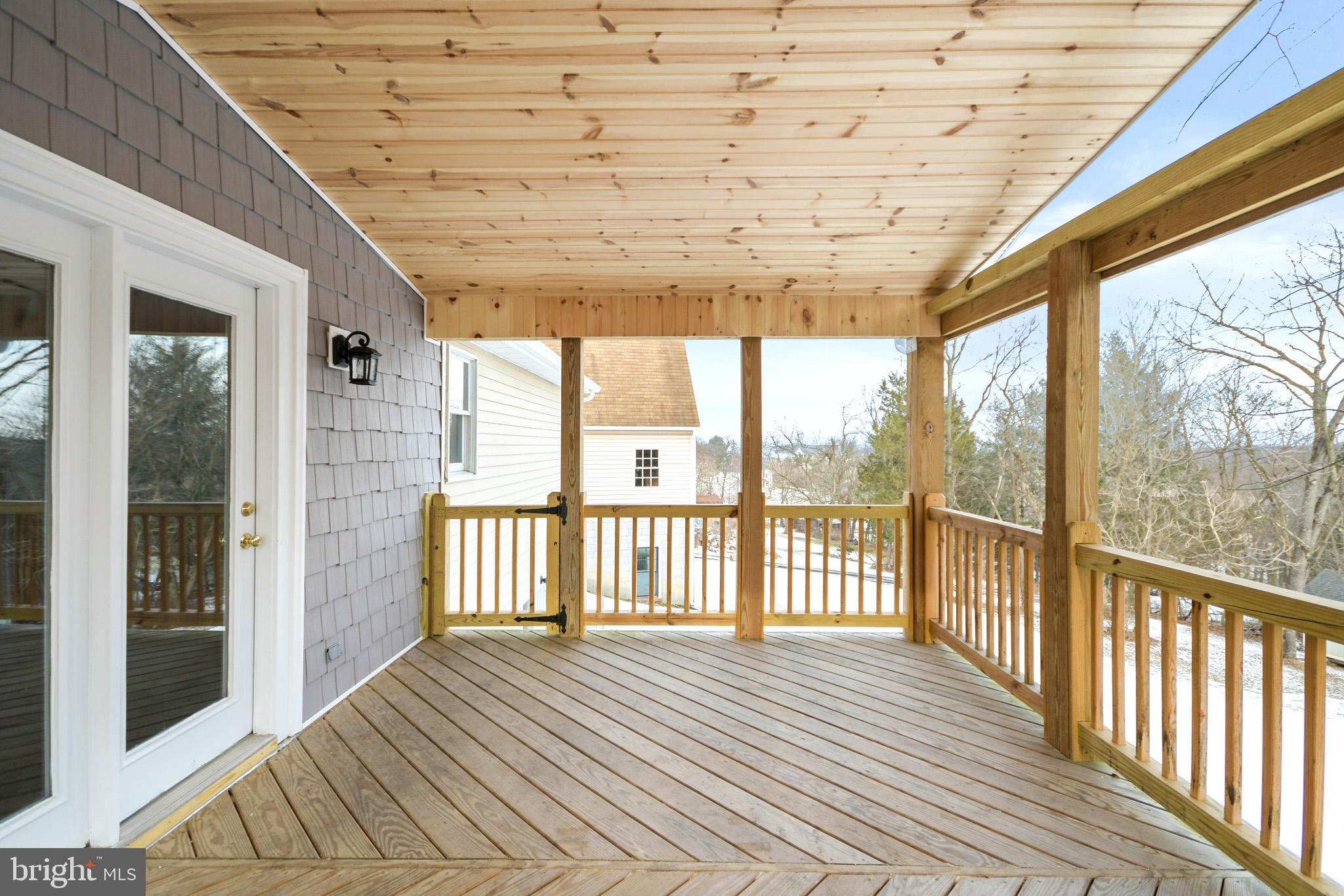 9946 Kelly Road Frederick, MD 21701 - Photo 8 of 23 So much room for outdoor meals and entertaining!