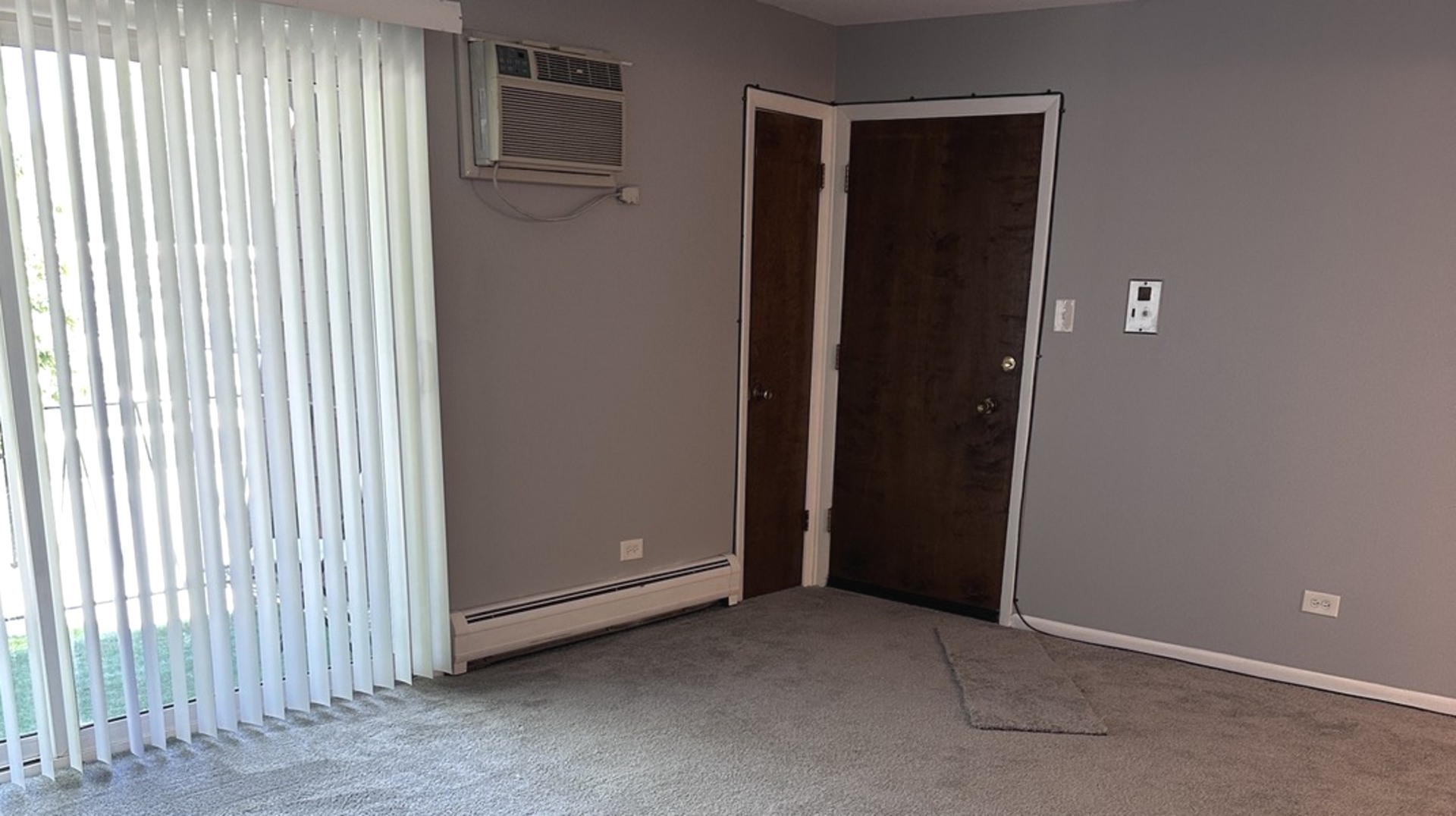 7005 99th Street, Unit 4 Chicago Ridge, IL 60415 - Photo 3 of 13