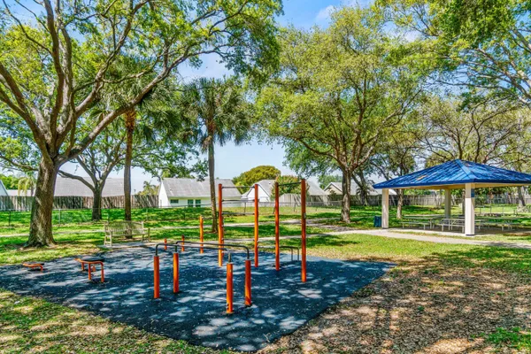 $470,000 | 69 Kingfisher Way, Boynton Beach, FL 33436