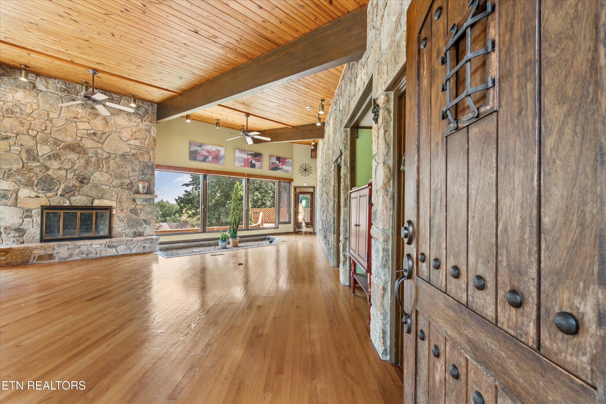 411 Orchard Knob Road Clinton, TN 37716 - Photo 13 of 40 Gallery Image 13
