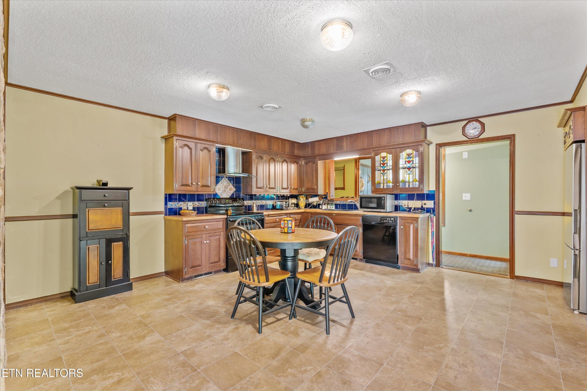 411 Orchard Knob Road Clinton, TN 37716 - Photo 21 of 40 Gallery Image 21