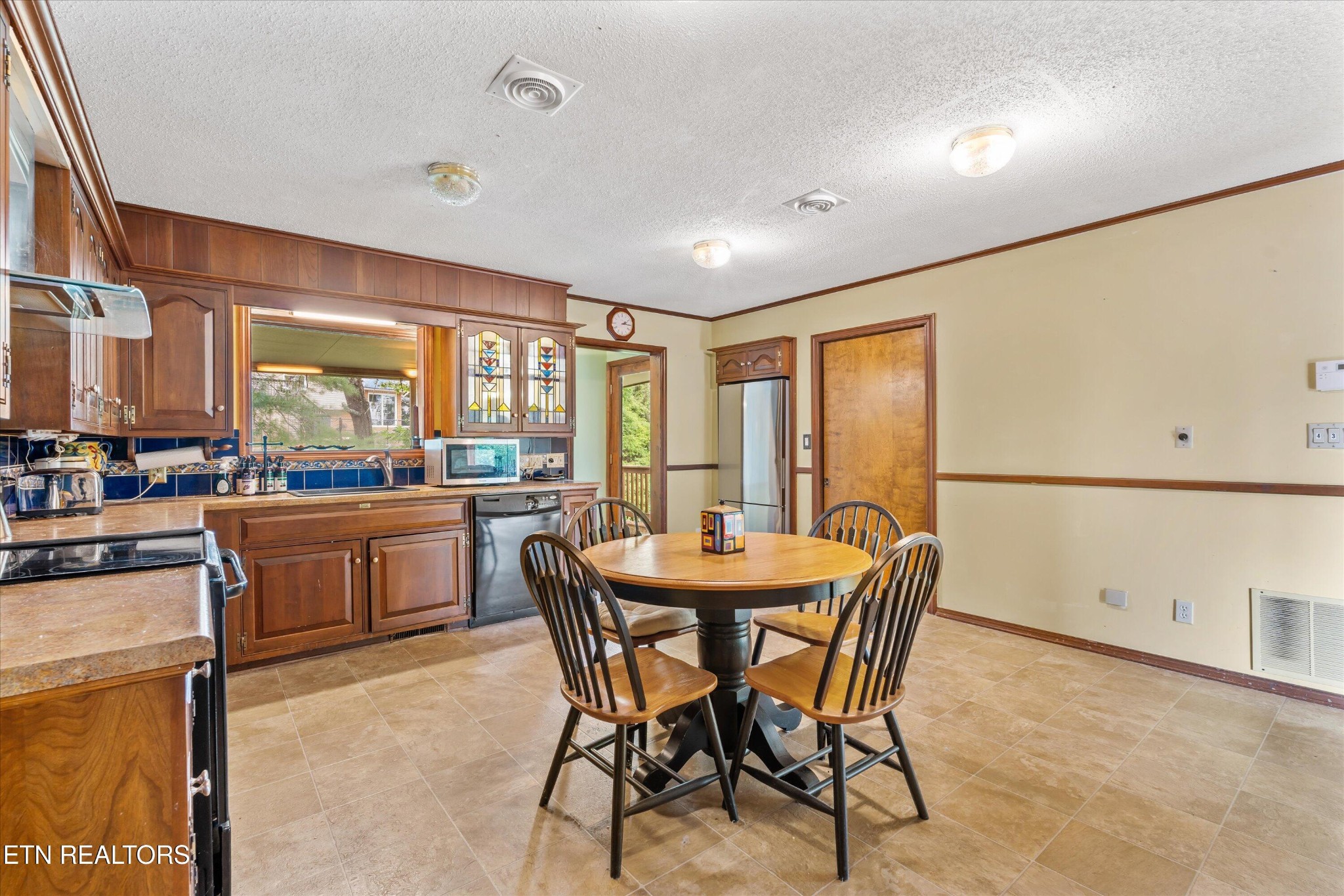 411 Orchard Knob Road Clinton, TN 37716 - Photo 23 of 40 Gallery Image 23
