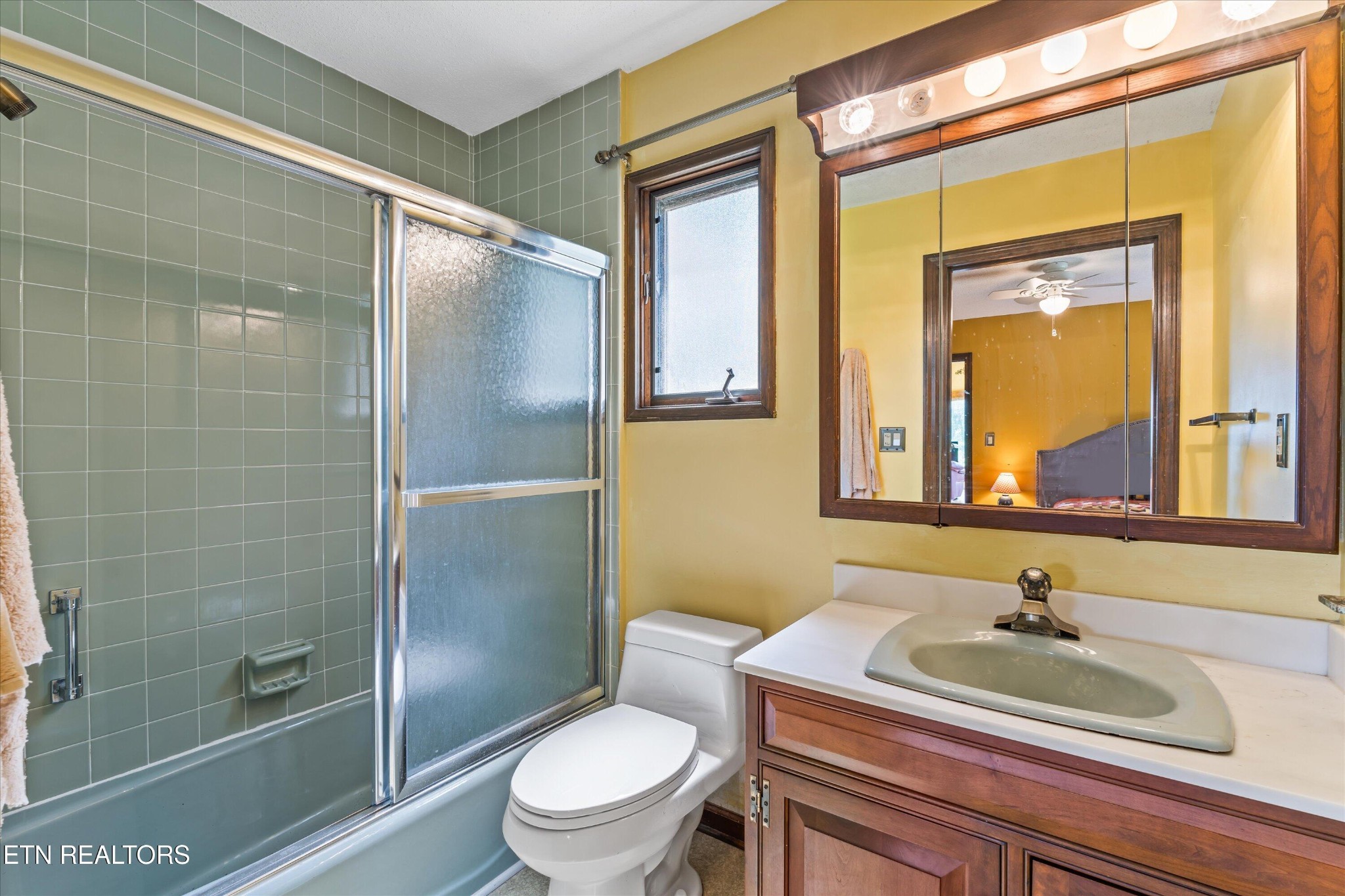 411 Orchard Knob Road Clinton, TN 37716 - Photo 27 of 40 Gallery Image 27