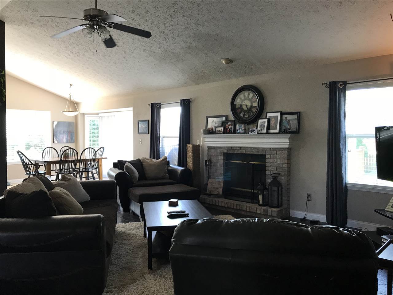 488 Merilot Drive Roscoe, IL 61073 - Photo 3 of 24 Gallery Image 3