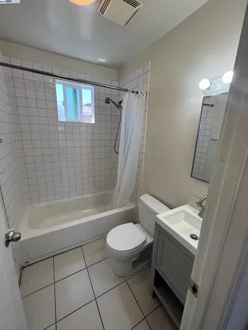 $2,200 | Ocean View, Berkeley, CA 94710