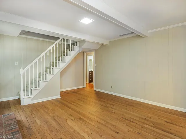 $2,400 | 6 Covent Garden Court, Greensboro, NC 27455