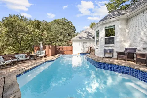 $1,099,000 | 9016 Green Oaks Circle, Dallas, TX 75243