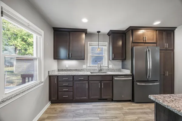 $164,900 | 24426 Lehigh Street, Dearborn Heights, MI 48125