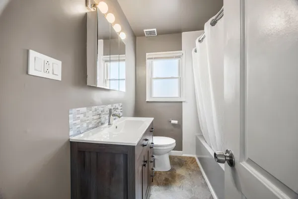 $164,900 | 24426 Lehigh Street, Dearborn Heights, MI 48125