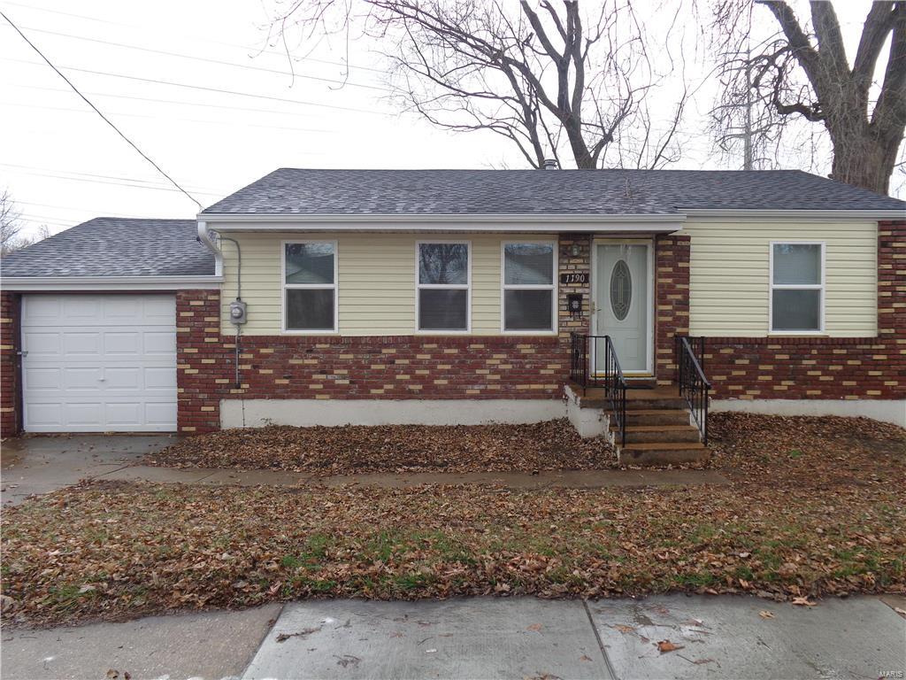 1190 Patterson Road Florissant, MO 63031 - Photo 1 of 46