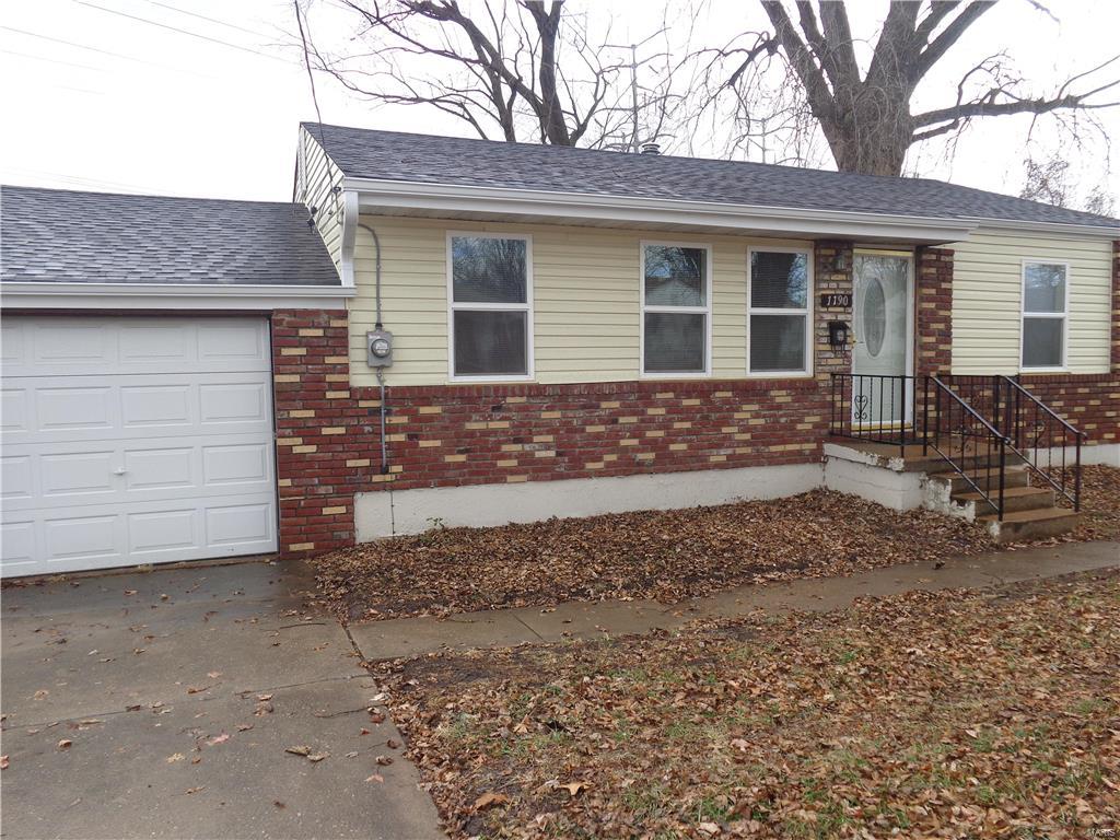 1190 Patterson Road Florissant, MO 63031 - Photo 2 of 46